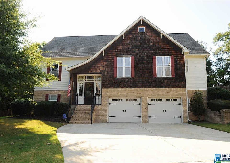 1st image of 200 Piney Woods Ln