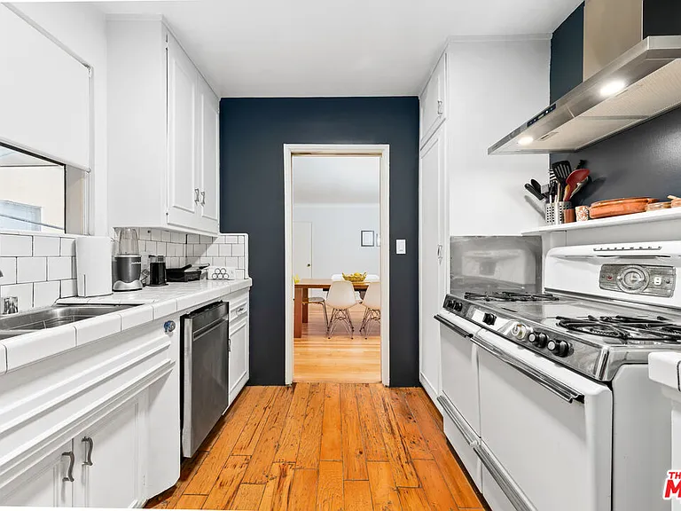 1330 N Crescent Heights Blvd #16 — Photo 12