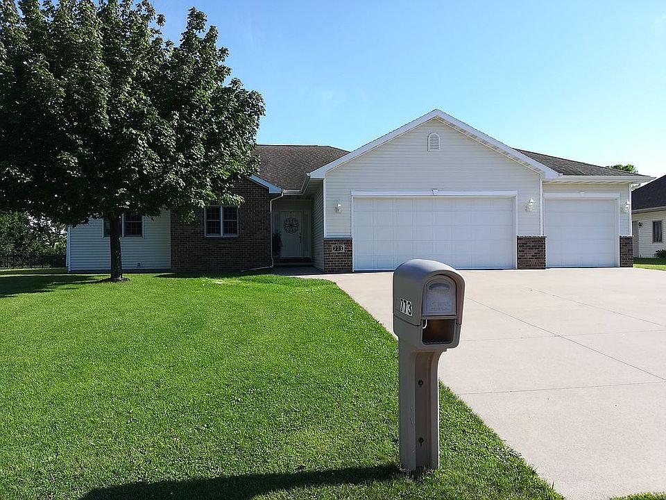 1st image of 773 Blackmoor Cir