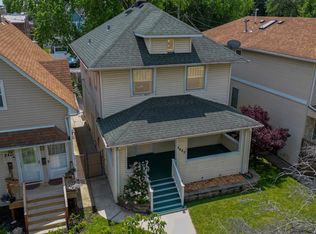 2423 Collins St, Blue Island, IL 60406