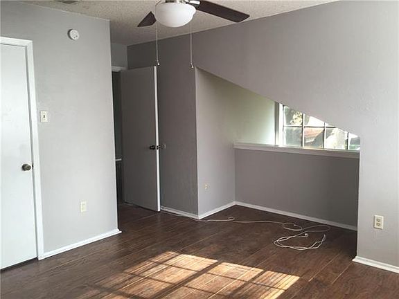 4th image of 855 Dublin Dr APT D