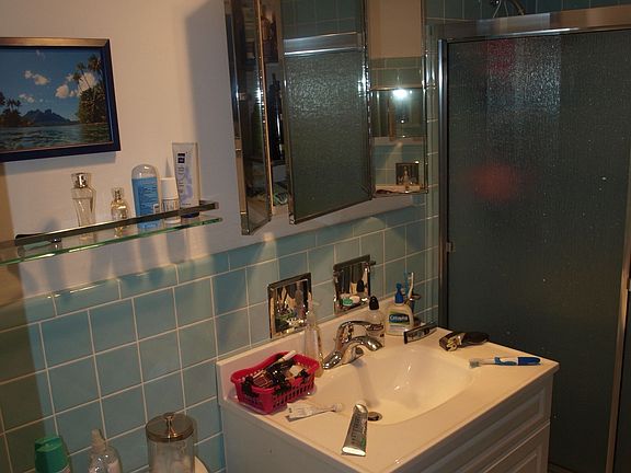 3rd image of 56 Doyer Ave APT 6B