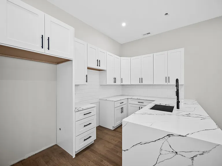 4543 S Ellis Ave #3S — Photo 2