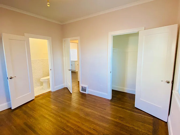 2488 Havenscourt Blvd — Photo 23