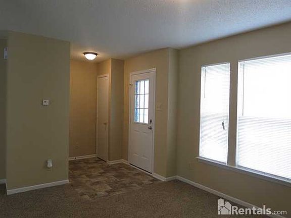 2nd image of 10815 Cyrus Dr
