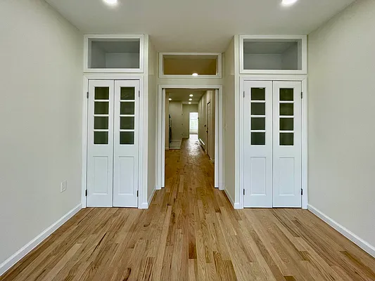 Rented by Apartmint Realty Group | media 6