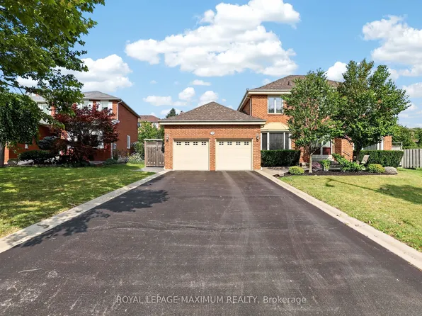 33 Whitburn Cres, Vaughan, ON L6A 1M7