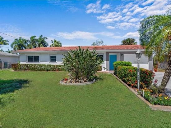 5277 Tamiami Ct, Cape Coral, FL 33904