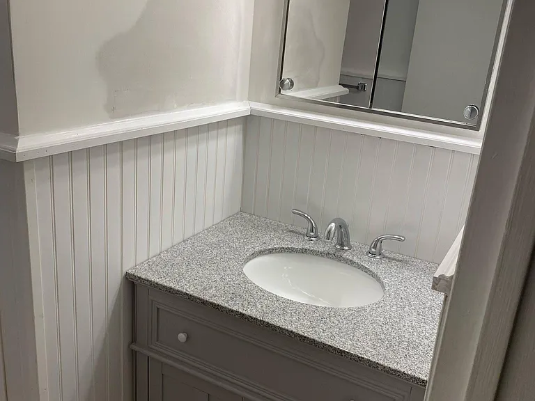 38 Sandra Cir #C1 — Photo 18