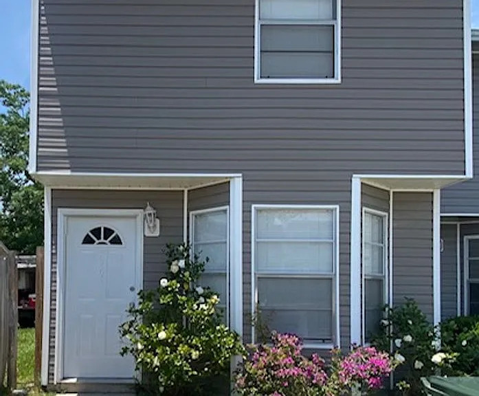 2506 Johnson Dr — Photo 14