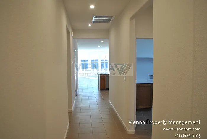 101 Chesapeake Ct — Photo 7