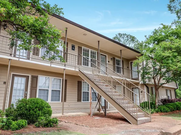 407 Park Ln, Oxford, MS 38655