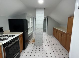 121 Craig Ave, Freeport, NY 11520