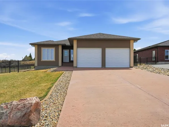 3 Iron Bridge TERRACE, Moose Jaw, SK S6J 0B5