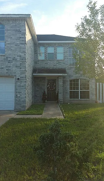 Property main image