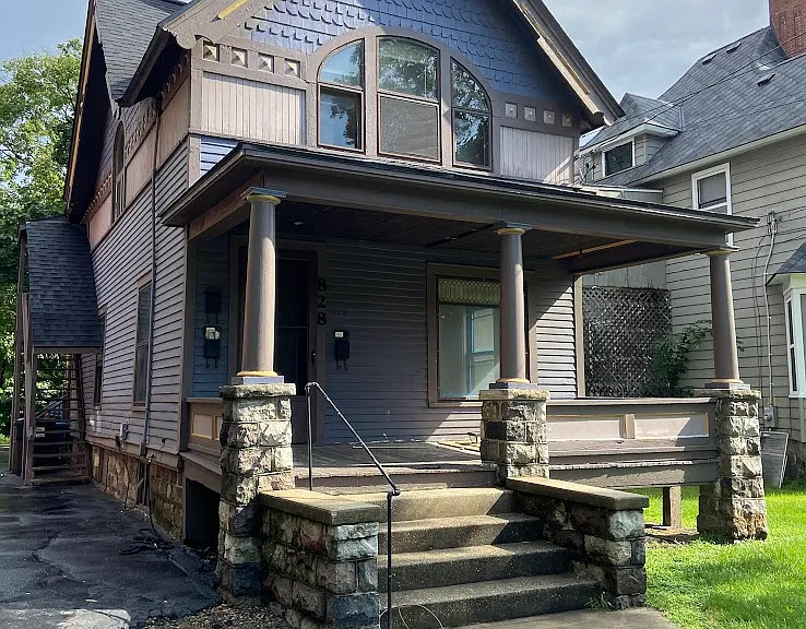 828 W Kalamazoo Ave #1 — Photo 1