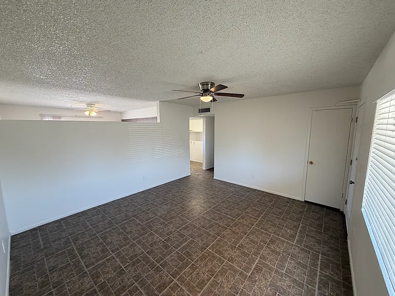 6102 W Osborn Rd — Photo 3