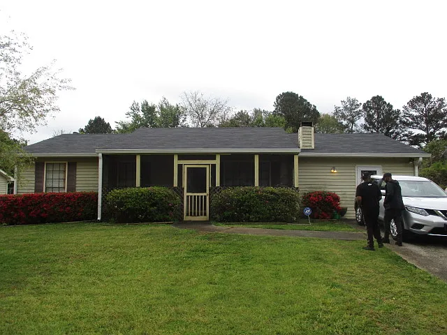 306 River Chase Dr photo 1