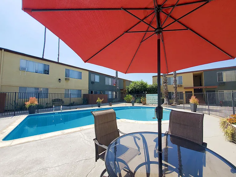Greentree Apartments — Photo 10
