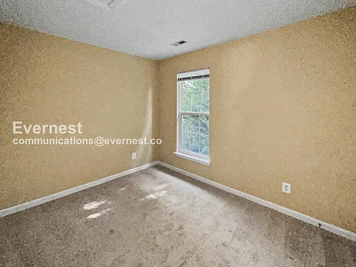 8 Sarrington Ct — Photo 20