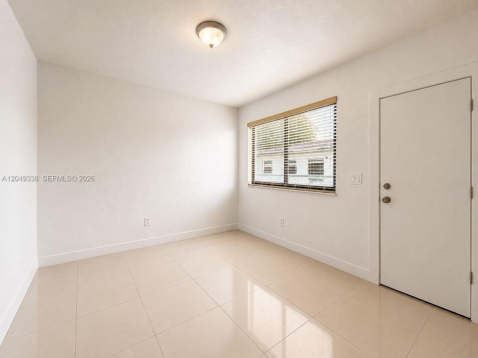 1st image of 1910 NW 31st St #2