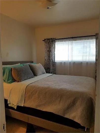 5048 California Ave SW #2 — Photo 11