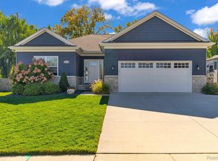 35742 Orchard Ln, Richmond, MI 48062