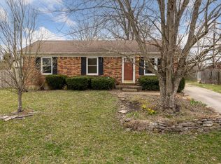 304 Creekside Dr, Wilmore, KY 40390