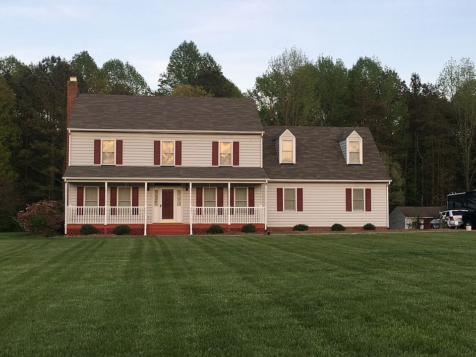 1st image of 16341 Locust Run Dr