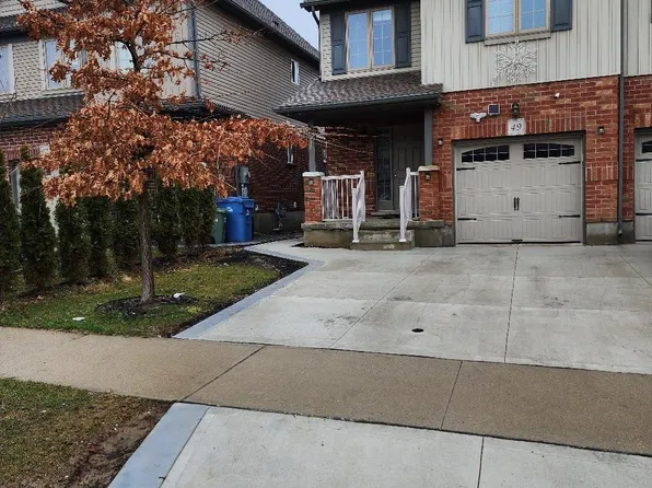49 Curzon Cres, Guelph, ON N1K 1Z8