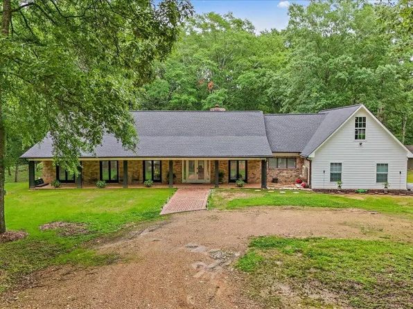 160 Bob White Ln, Ridgeland, MS 39157