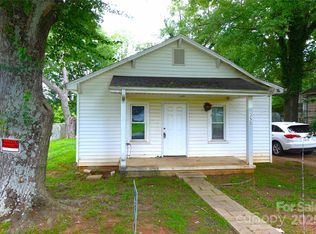 238 Deaton St, Statesville, NC 28677