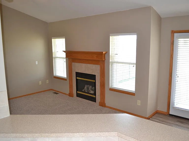 6022 E Ironhorse Cir — Photo 16