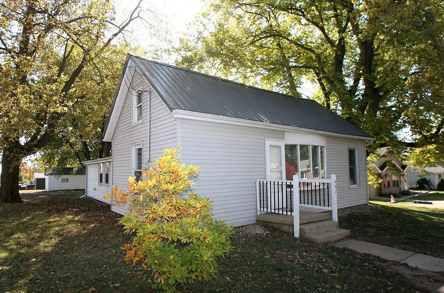 407 E Fast Ave photo 1