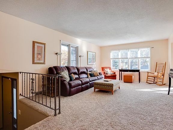 3rd image of 391 E Horseshoe Dr