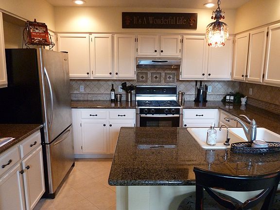 2nd image of 15859 NE 92nd Way