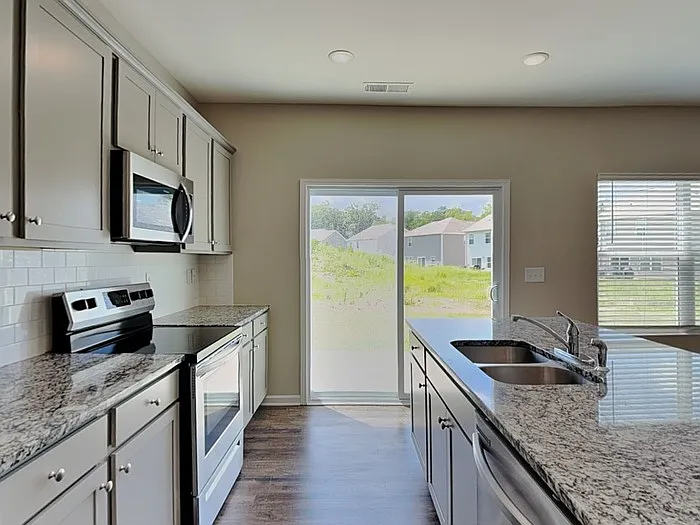 5710 Camp Ct SW — Photo 5
