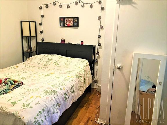3rd image of 664 Flushing Ave APT 1