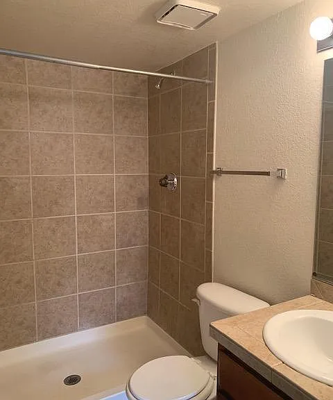 1810 E Blacklidge Dr #726 — Photo 7