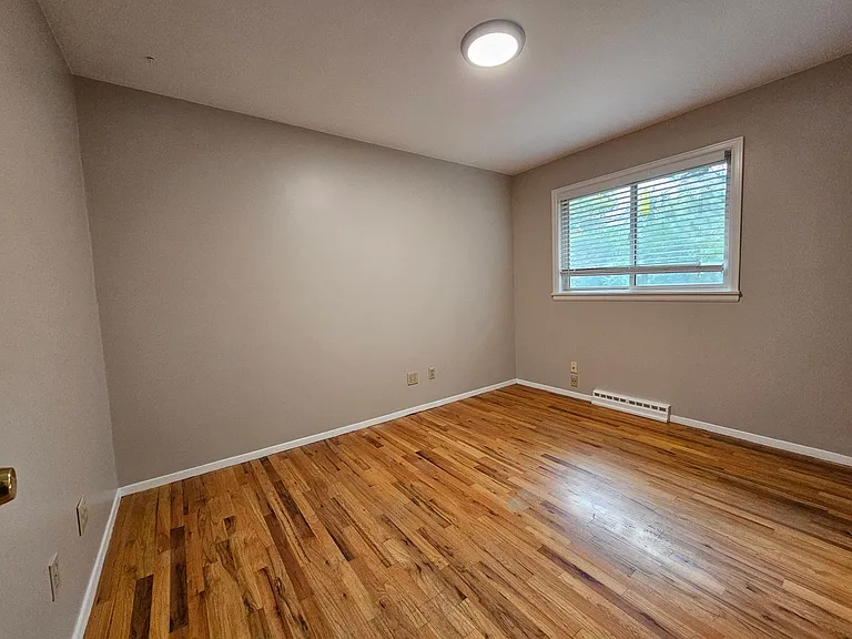 1875 S Linden Way — Photo 22