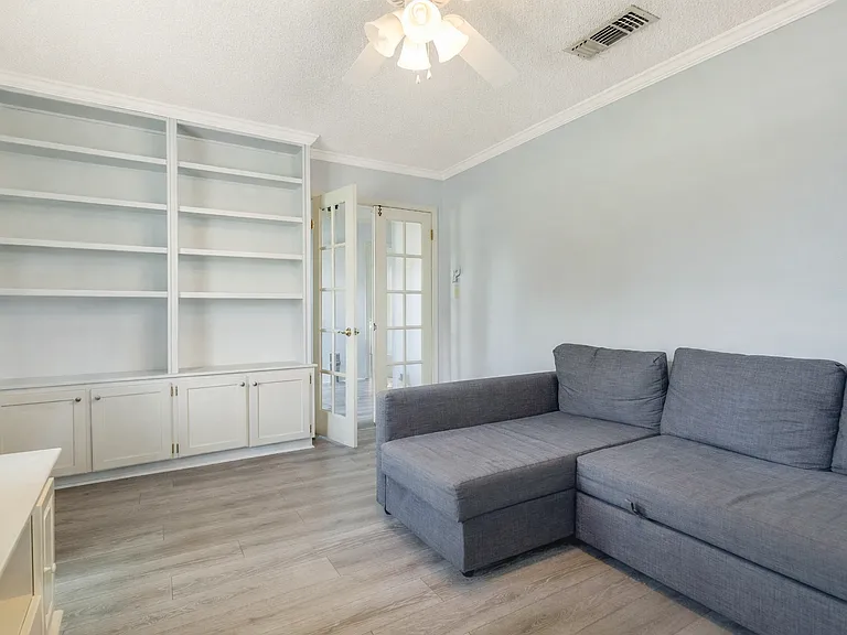 3019 Keats Dr — Photo 17