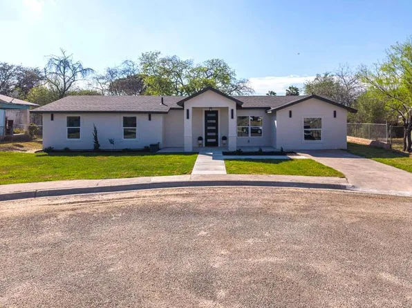 885 Tampico Cir, Eagle Pass, TX 78852