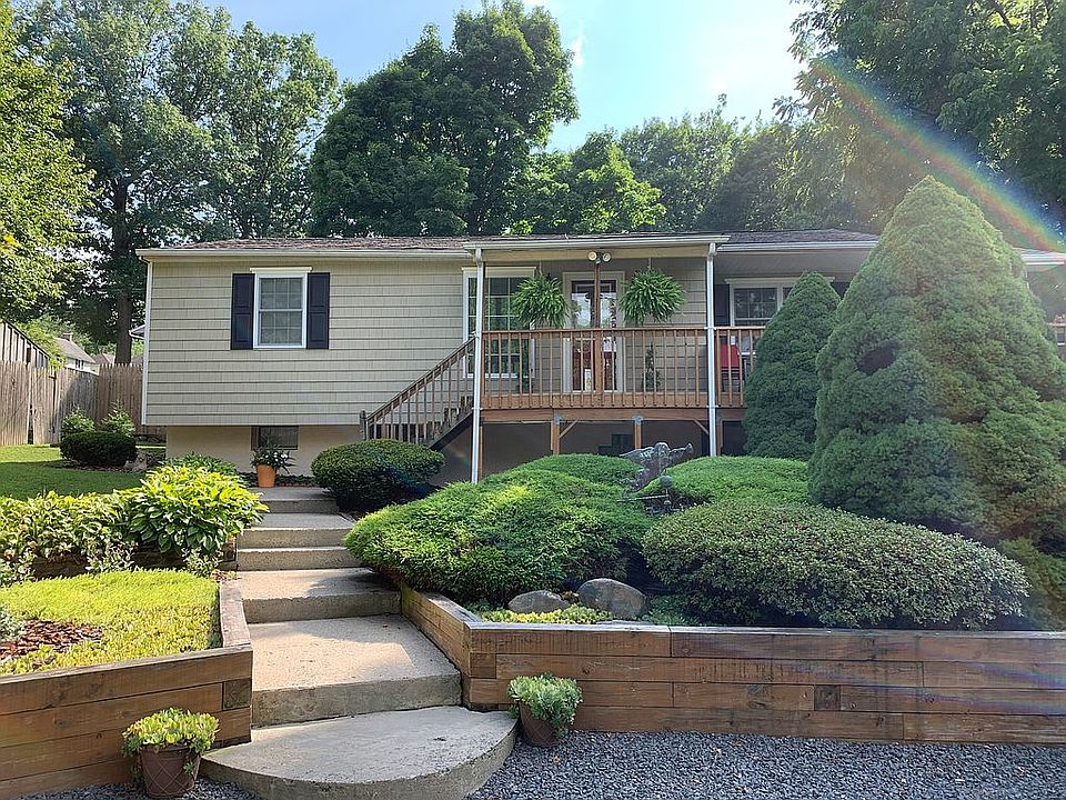 2nd image of 93 Mailler Ave