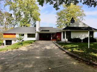 20 Riverpoint Rd, Hannibal, MO 63401