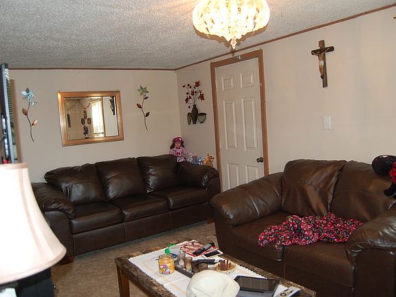 2nd image of 2925 Birchwood Dr