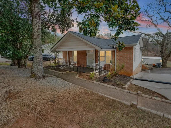 2817 Anderson Rd, Greenville, SC 29611