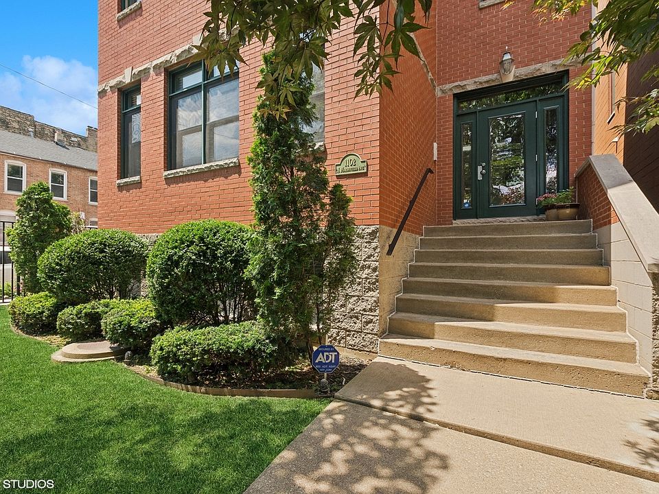 1st image of 1102 N Marshfield Ave #1E