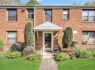 18 Rockledge Rd APT 1B, Hartsdale, NY 10530