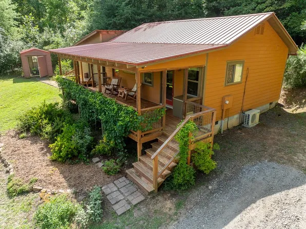 495 Midway Creek Rd, Murphy, NC 28906