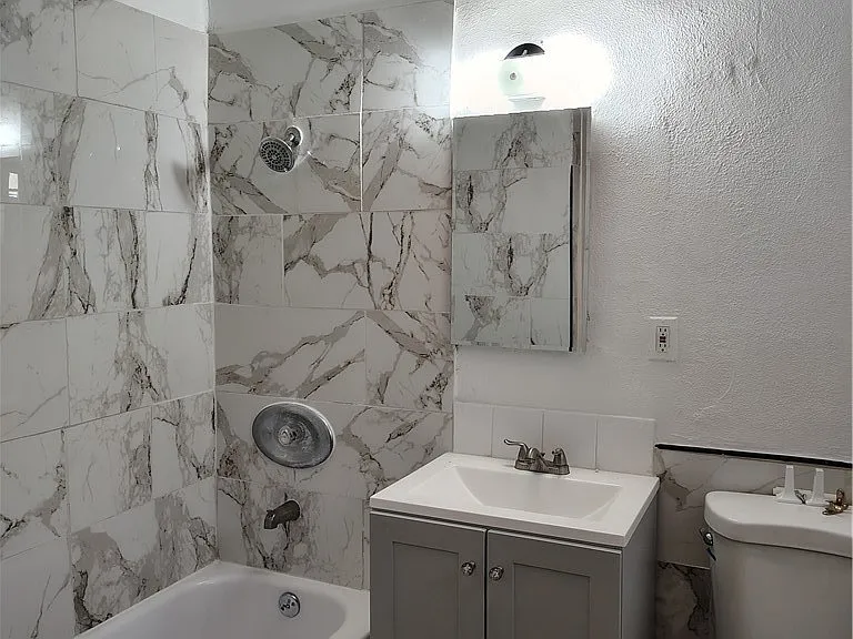 687 Karesh Ave #1 — Photo 5